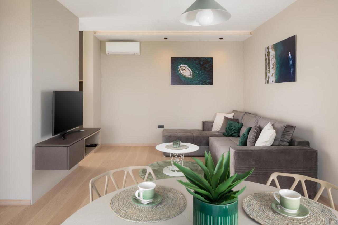 Luxury Apartment Bianco Pula Luaran gambar
